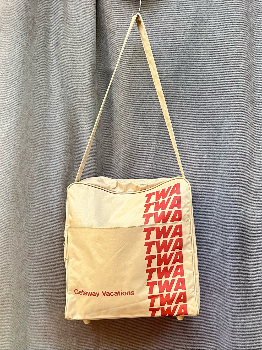 Vintage TWA Trans World Airlines Getaway Vacations Carry On Vinyl Tote Bag